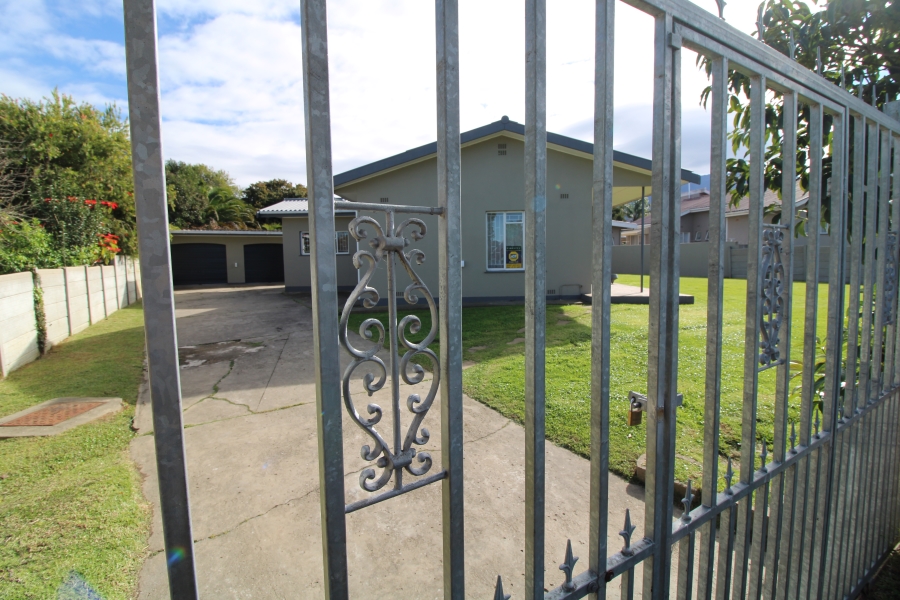3 Bedroom Property for Sale in George South Western Cape